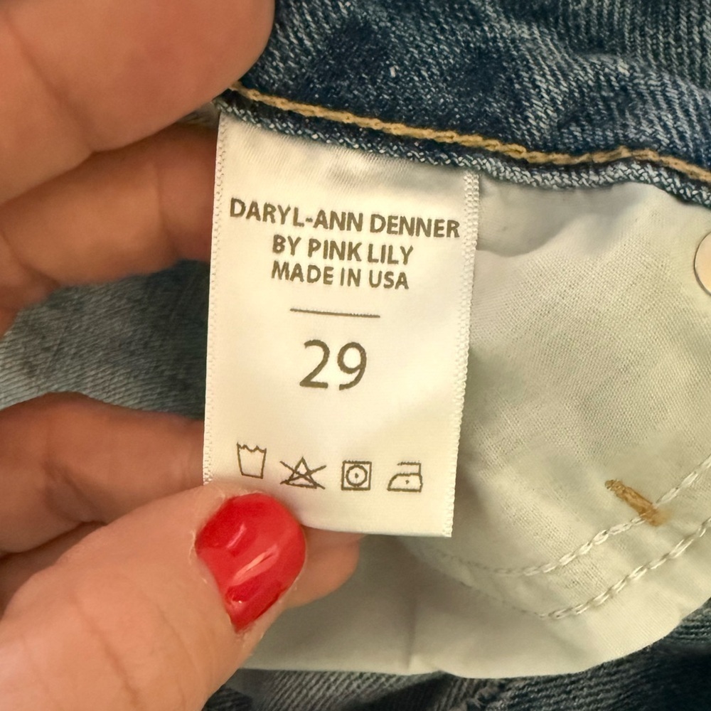 Daryl-Ann Denner by Pink Lily jeans • Women’s size 29 - Picture 6 of 6